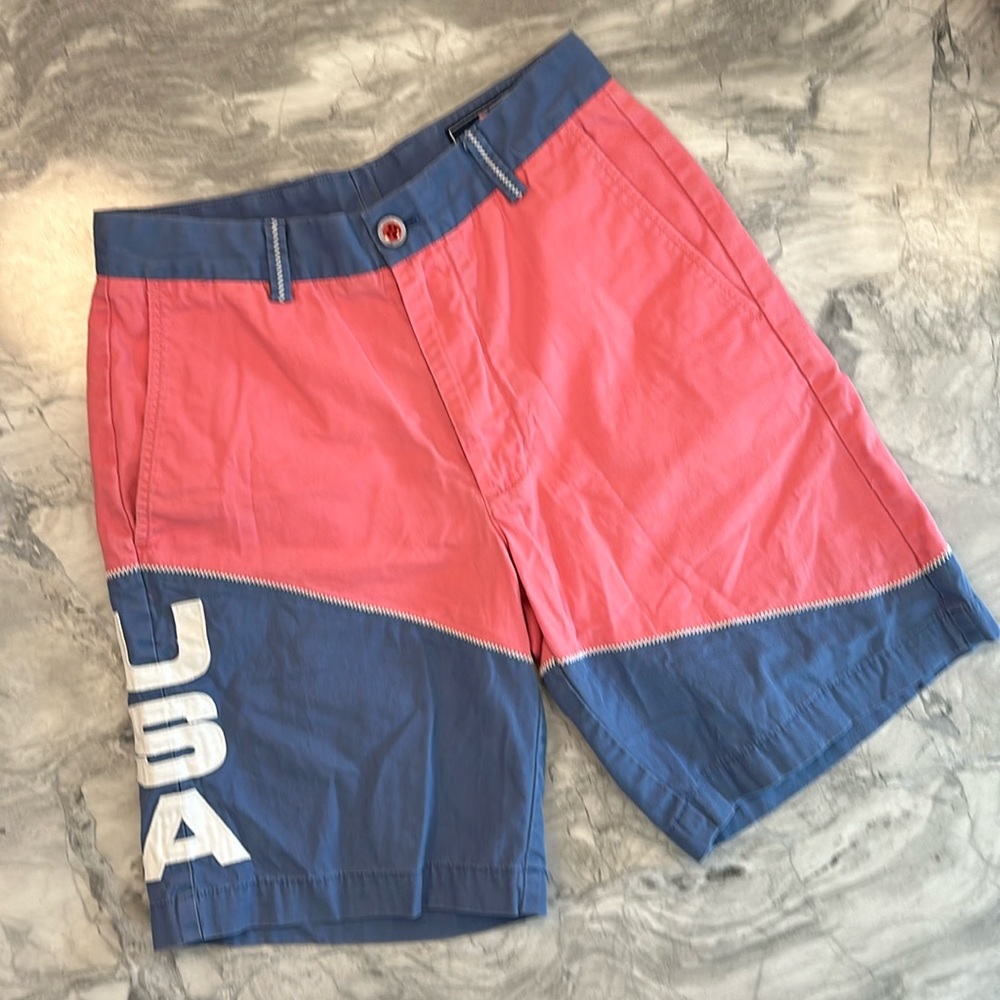 LIKE NEW - Vineyard Vines Breaker short USA